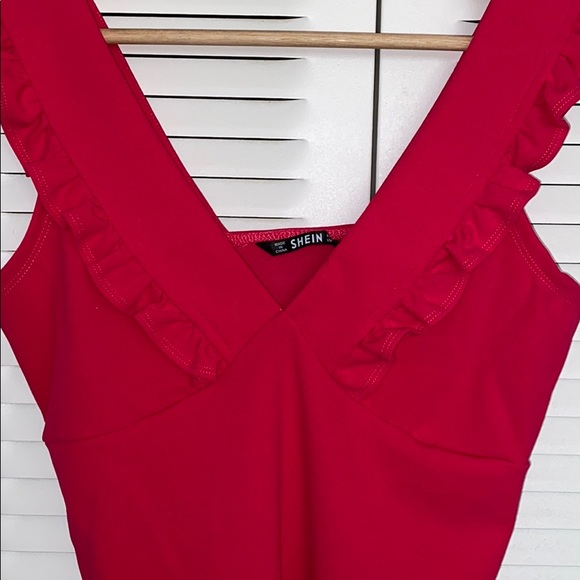 Top - Picture 2 of 3